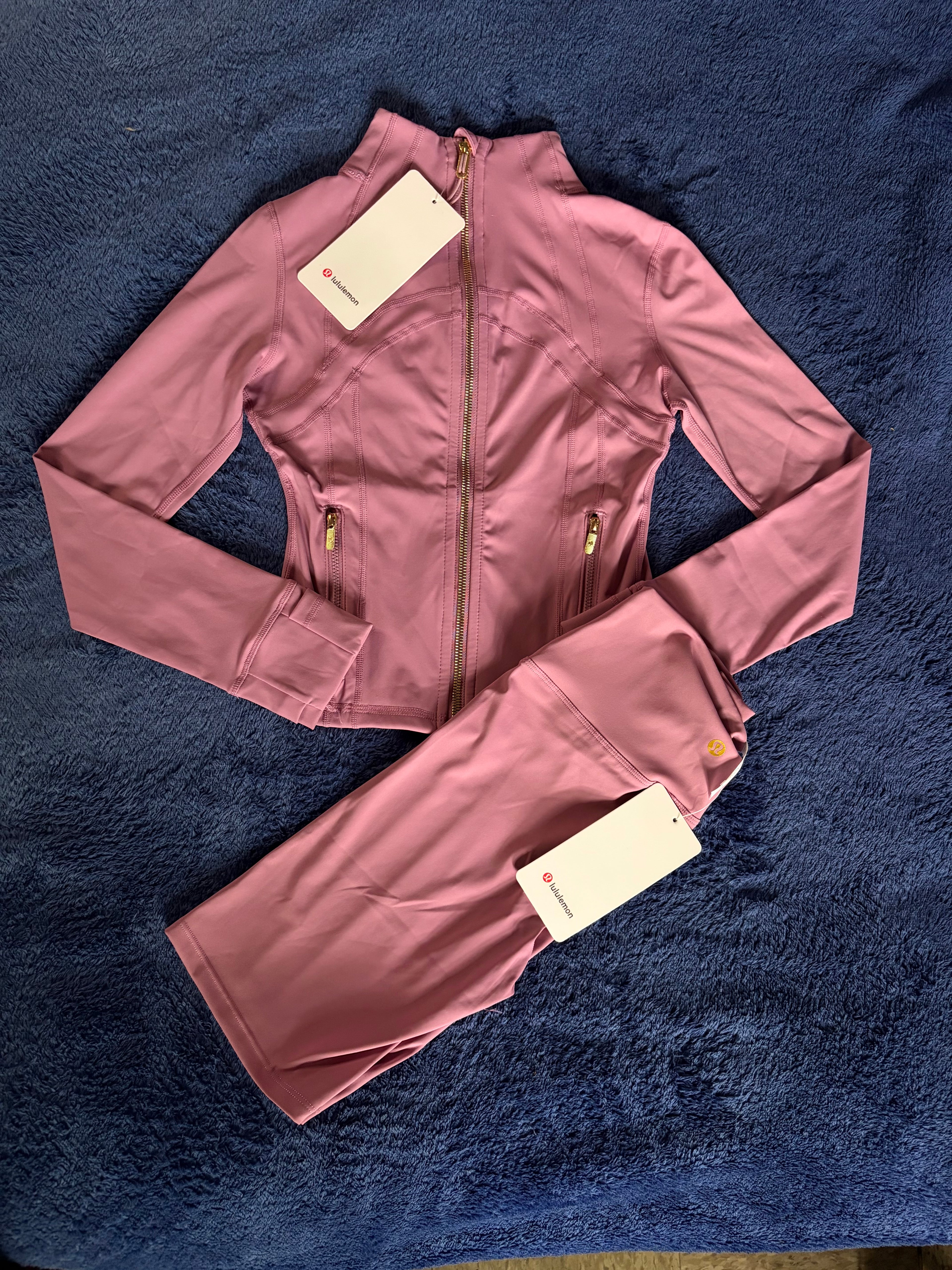 Lulu* sweaters and shorts set